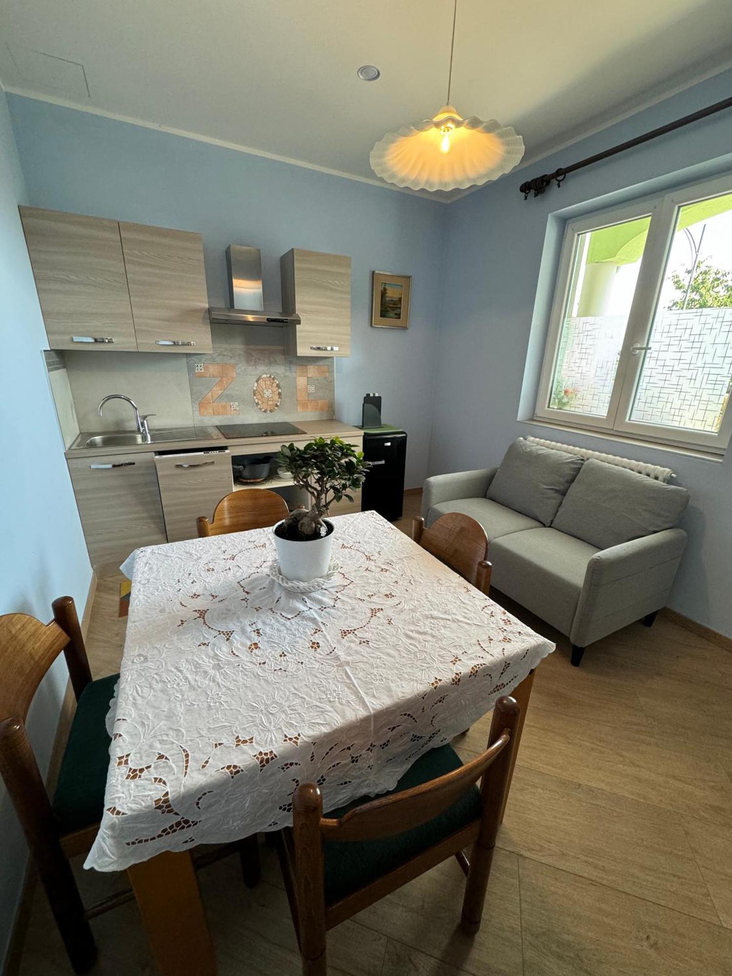 Villa Zoe - Suite Con Sauna Margone  Екстер'єр фото