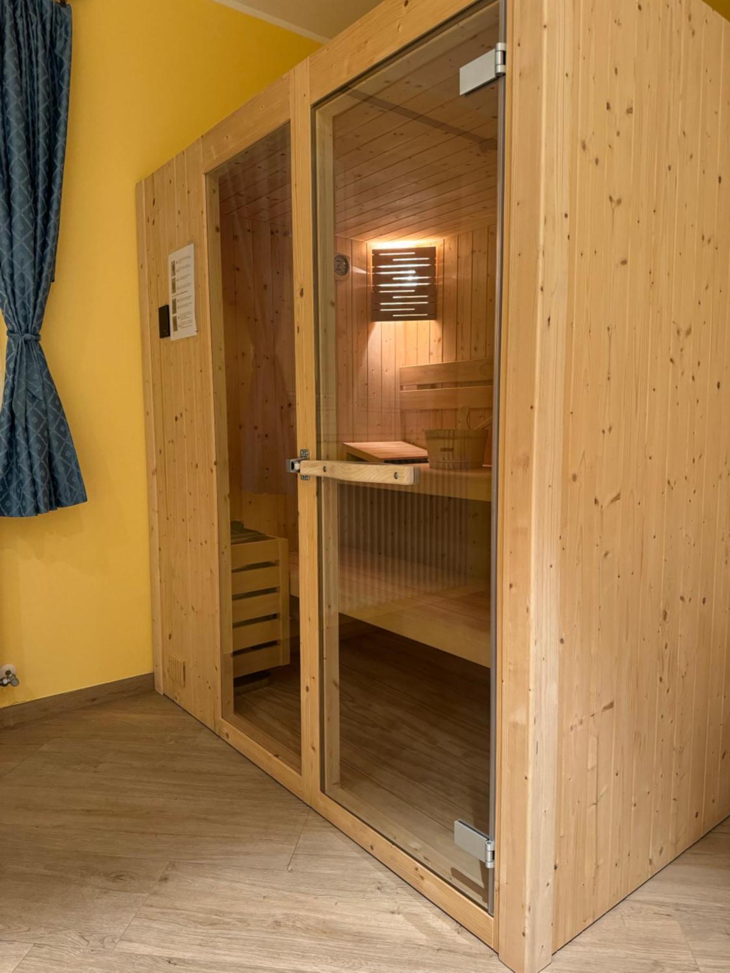 Villa Zoe - Suite Con Sauna Margone  Екстер'єр фото